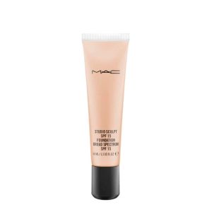 STUDIO SCULPT FOUNDATION SPF15 NW25